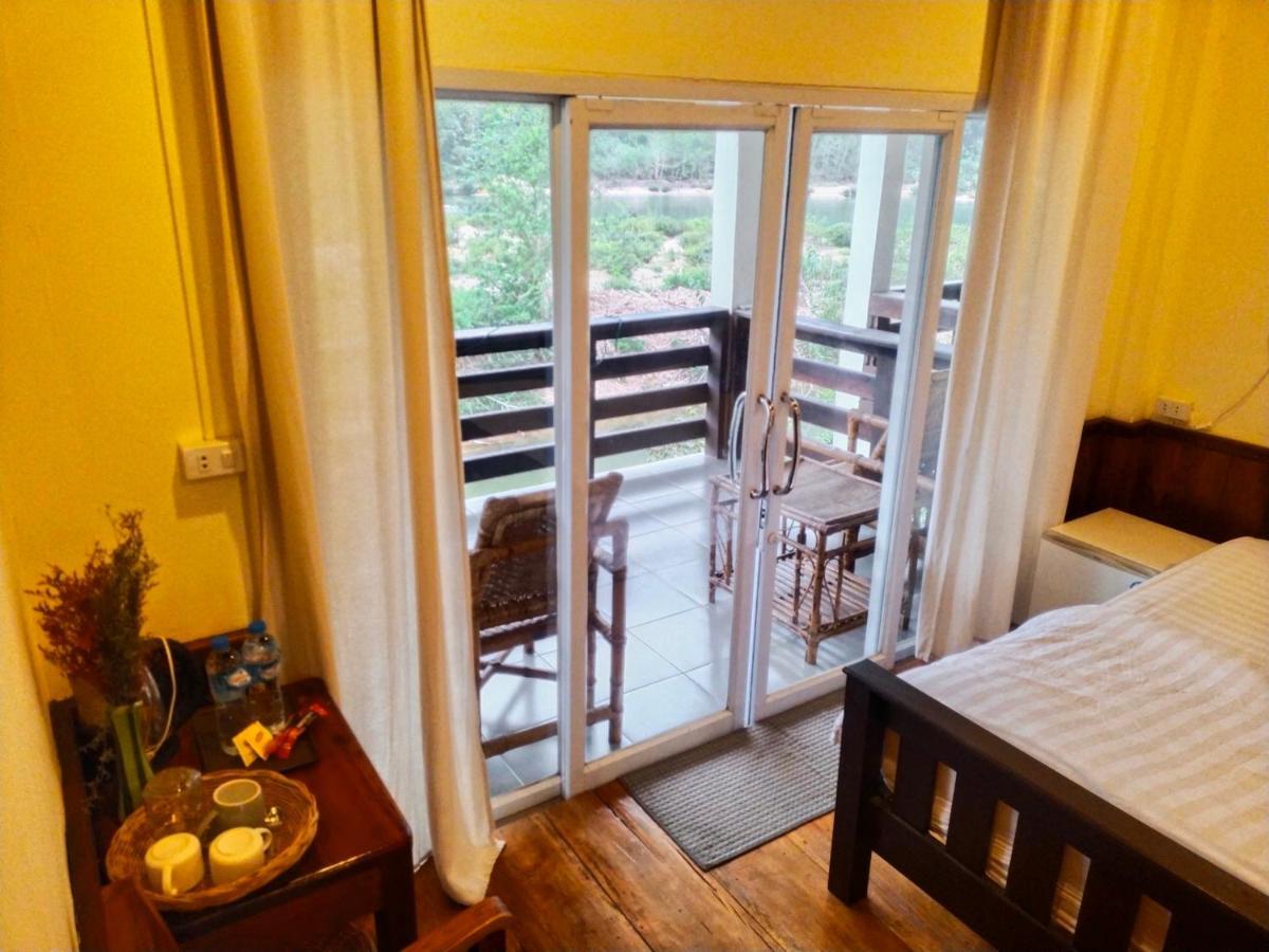 Riverview Bungalows & Gh Muang Ngoi Eksteriør billede