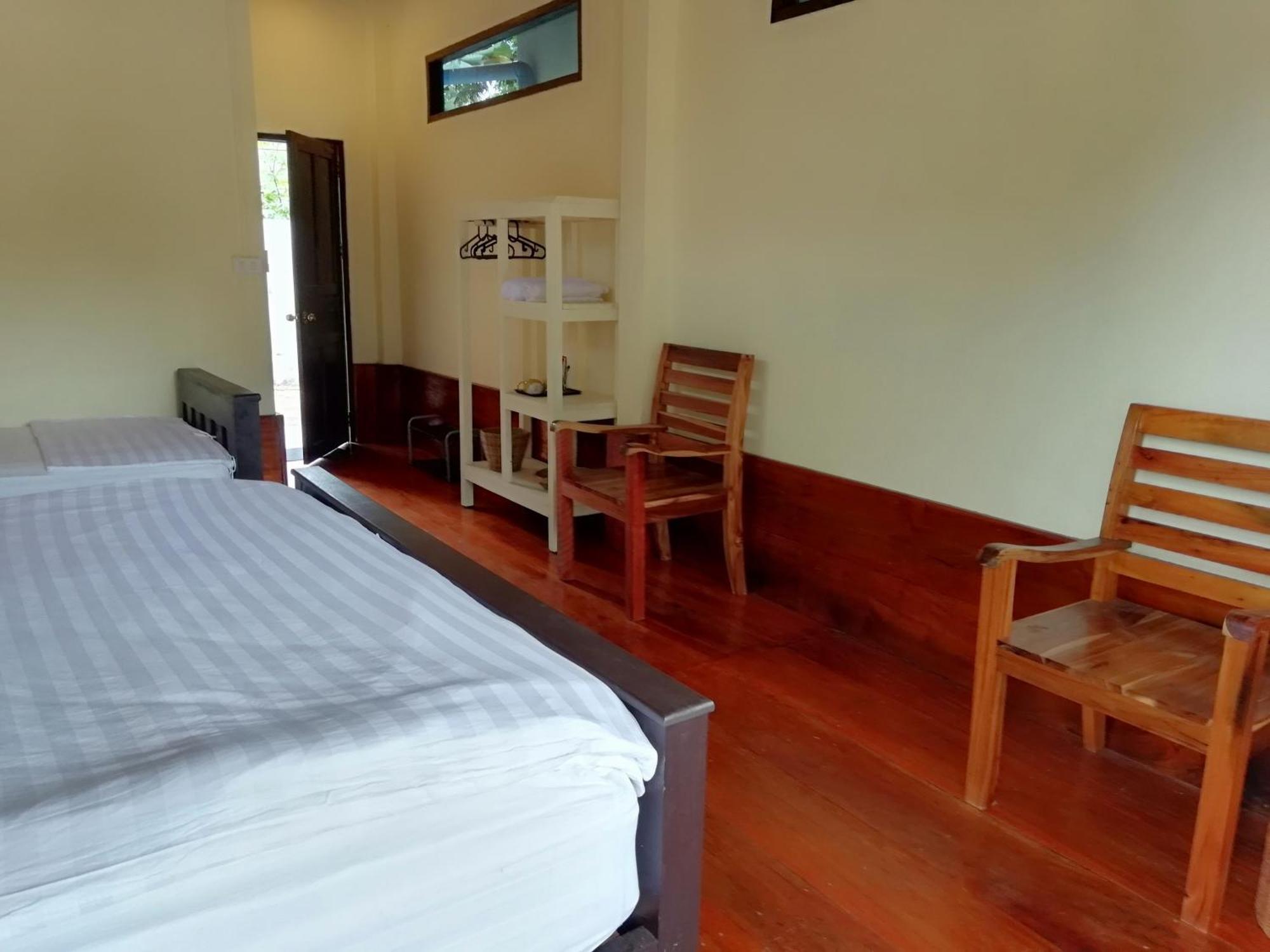 Riverview Bungalows & Gh Muang Ngoi Eksteriør billede