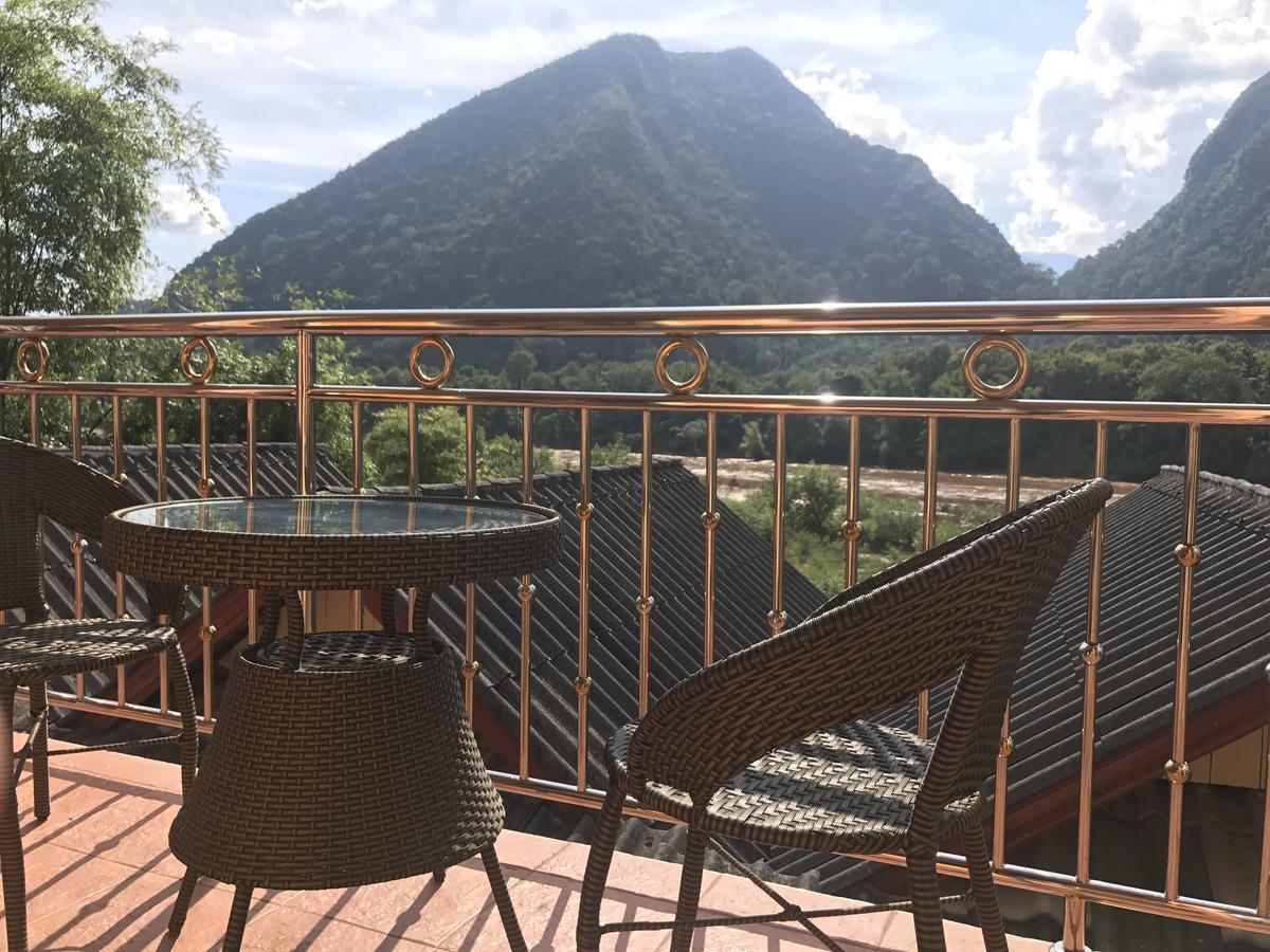 Riverview Bungalows & Gh Muang Ngoi Eksteriør billede